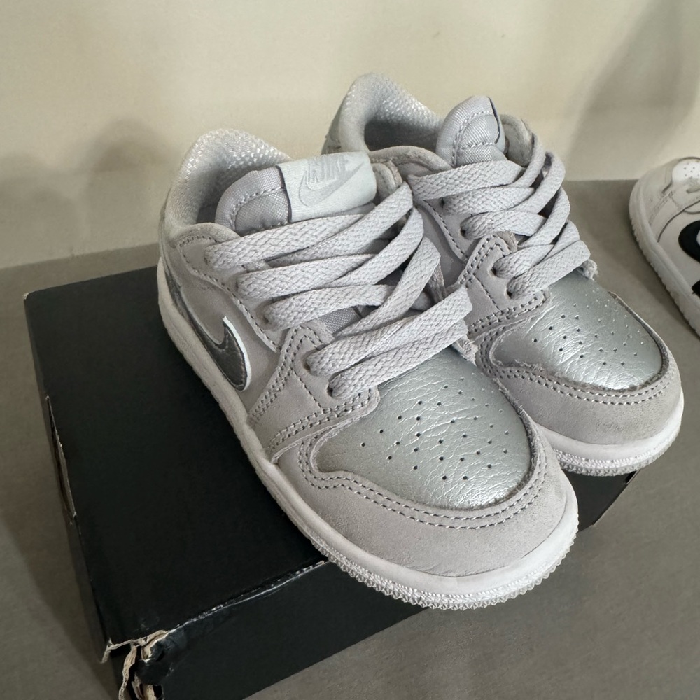 Nike Jordan 1 low Gray and Silver Sneakers
